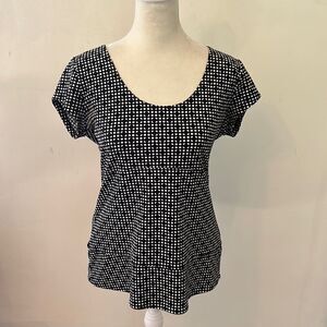 DKNY black white cap sleeve circular pattern blouse Size S